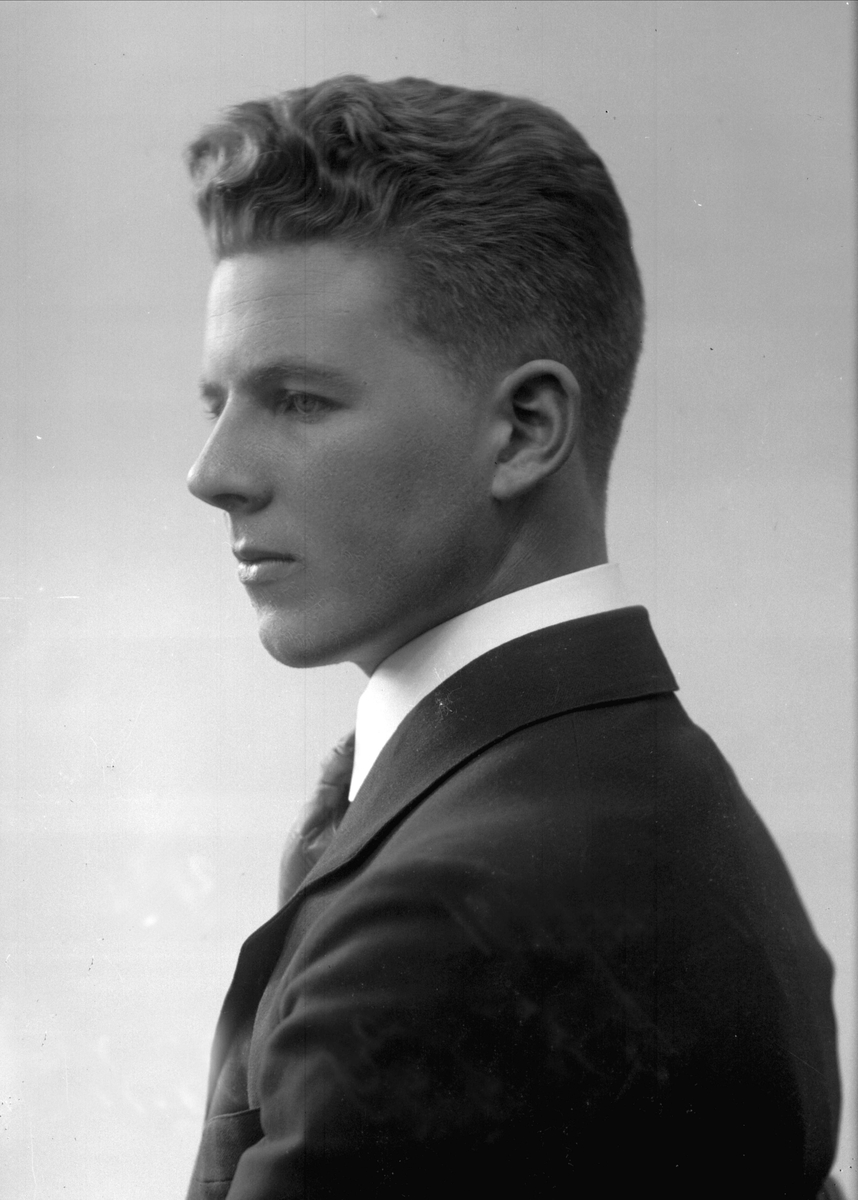Gustav Borgen, NFB.04117