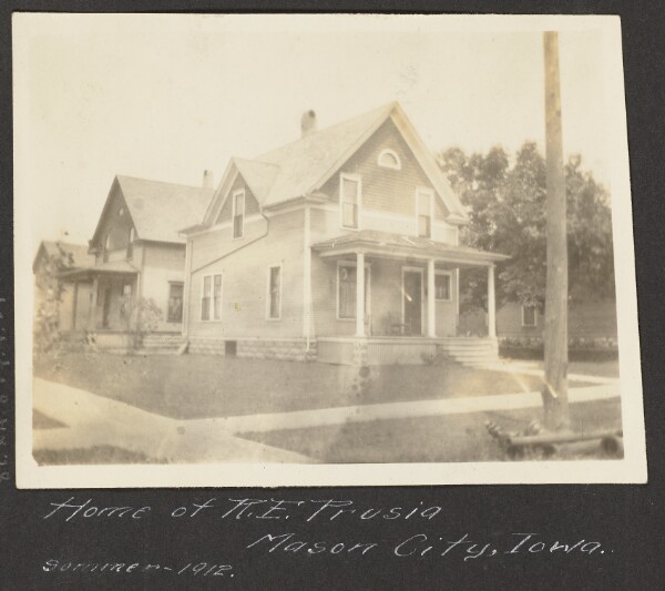 Unknown, [View of House in Mason City, Iowa]