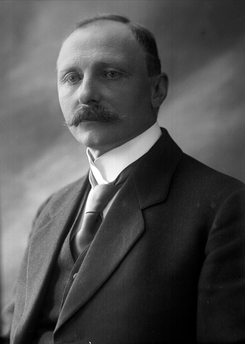 Gustav Borgen, NFB.06985