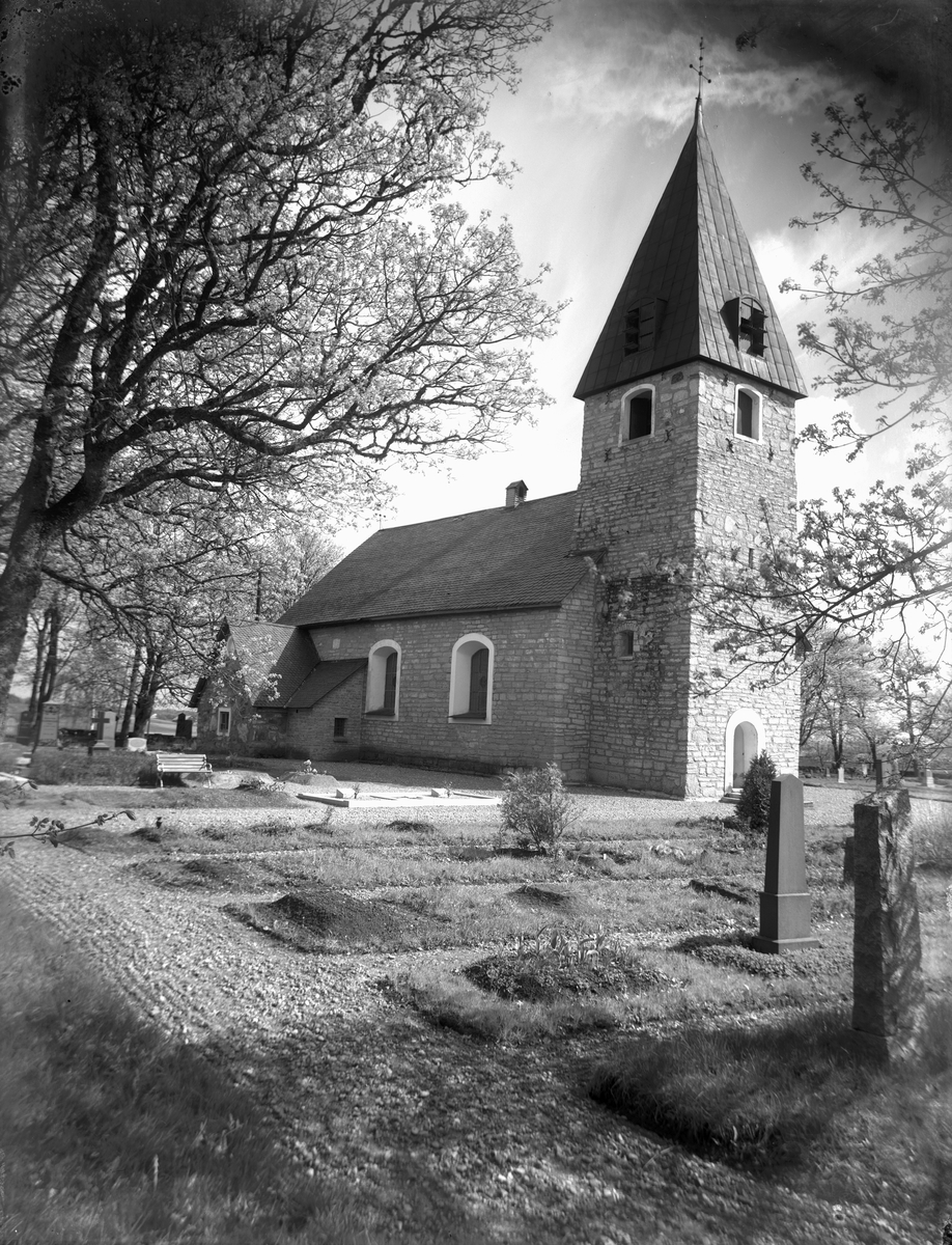 Samuel Lindskog, Edsbergs kyrka och kyrkogården. Beställningsnr: EG-130.