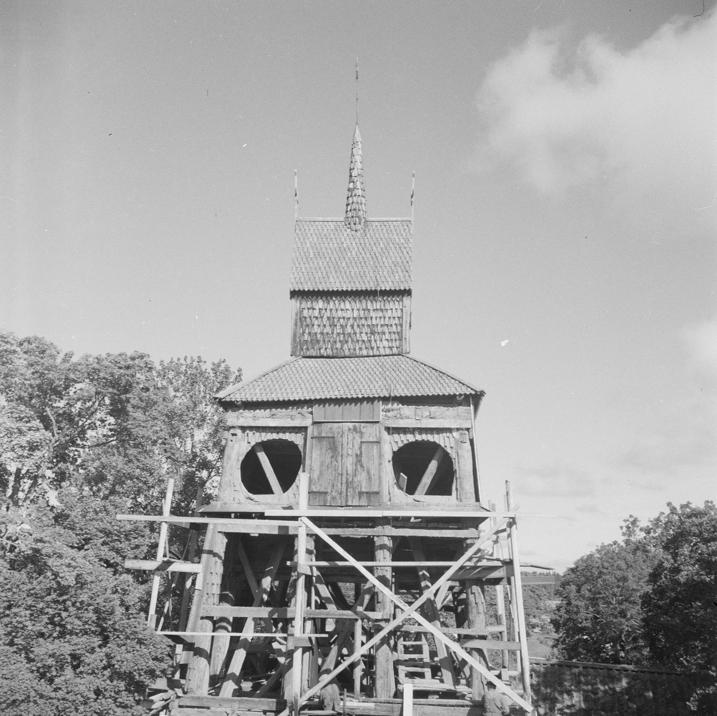 Iwar Anderson, Häverö kyrka