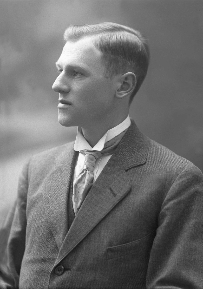 Gustav Borgen, NFB.50470