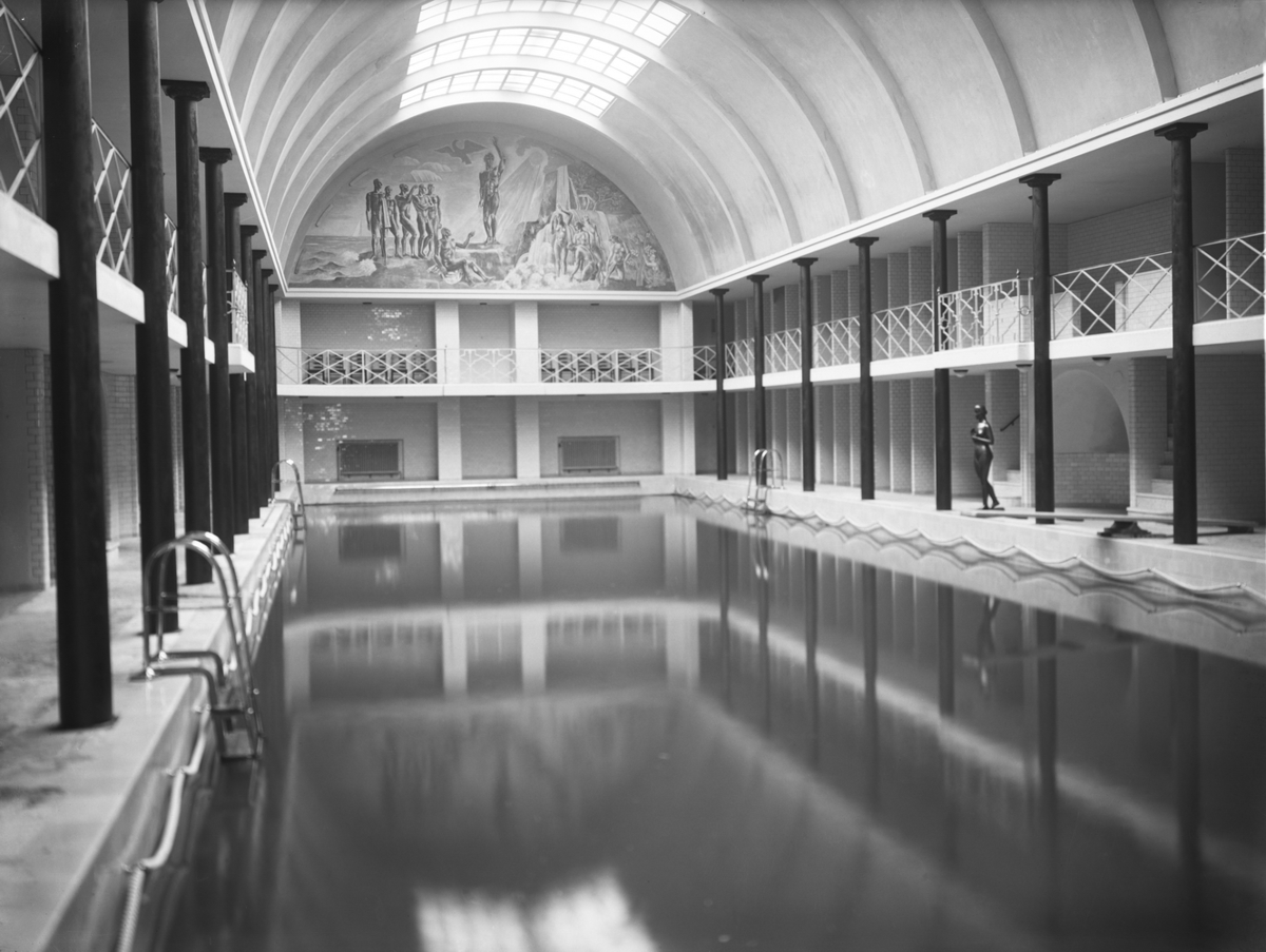 Samuel Lindskog, Örebro Simhall , varmbadhuset. Interiör.