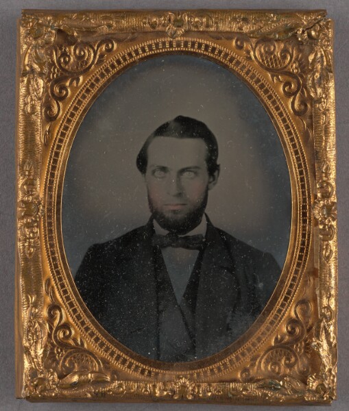 Unknown, [Portrait of a Seated Man with Chin Beard]