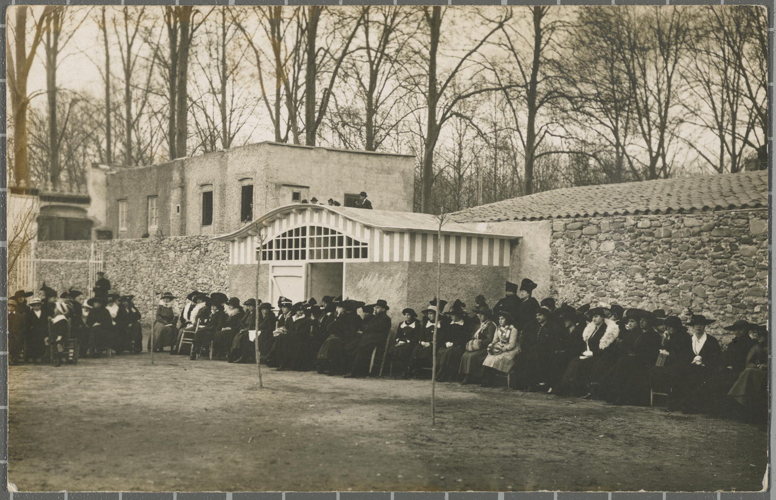 Desconegut, [Dehesa tennis court]