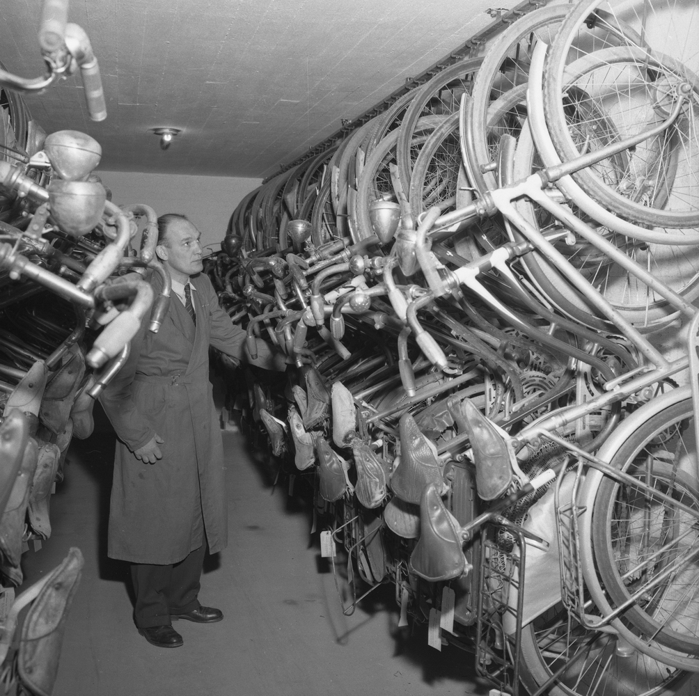 Örebro Kuriren, Lars Söderberg. Hittegodset. 29 mars 1955