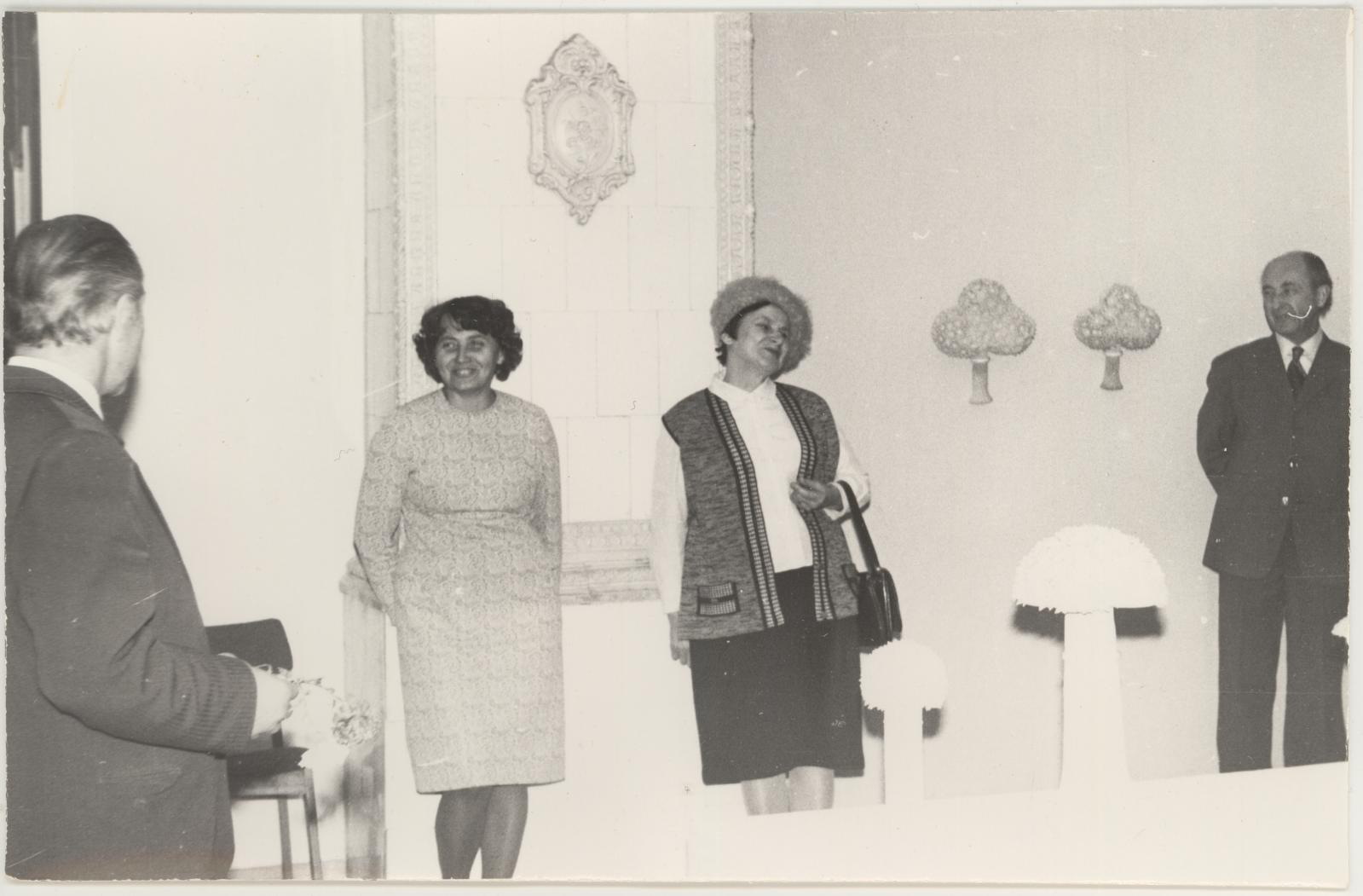 Eha (kujutatu) Ratnik, Opening of Tartu IV Applied Arts Exhibition 26.12.1975.a.
