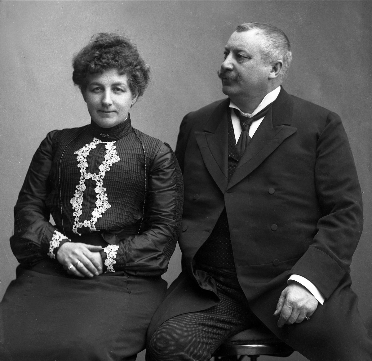Gustav Borgen, Gruppeportrett, Dorothea og Hjalmar Schibbye.