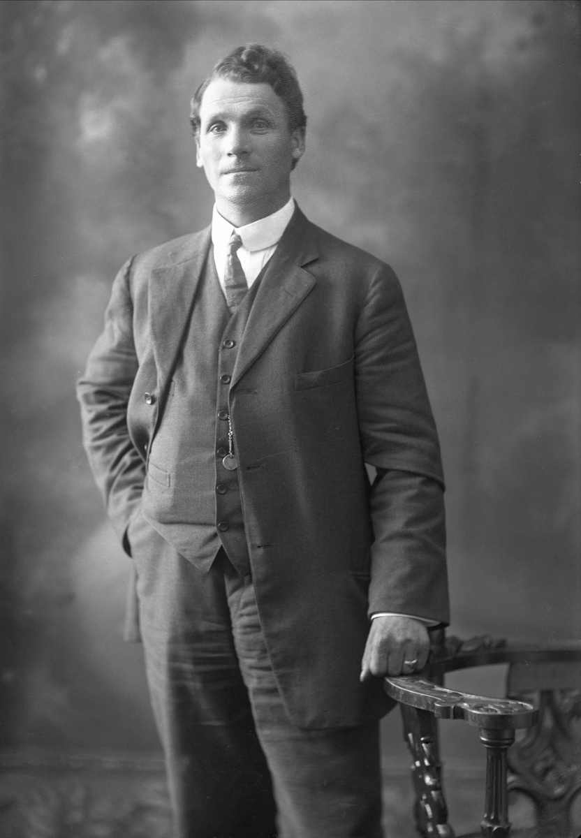 Gustav Borgen, NFB.48727
