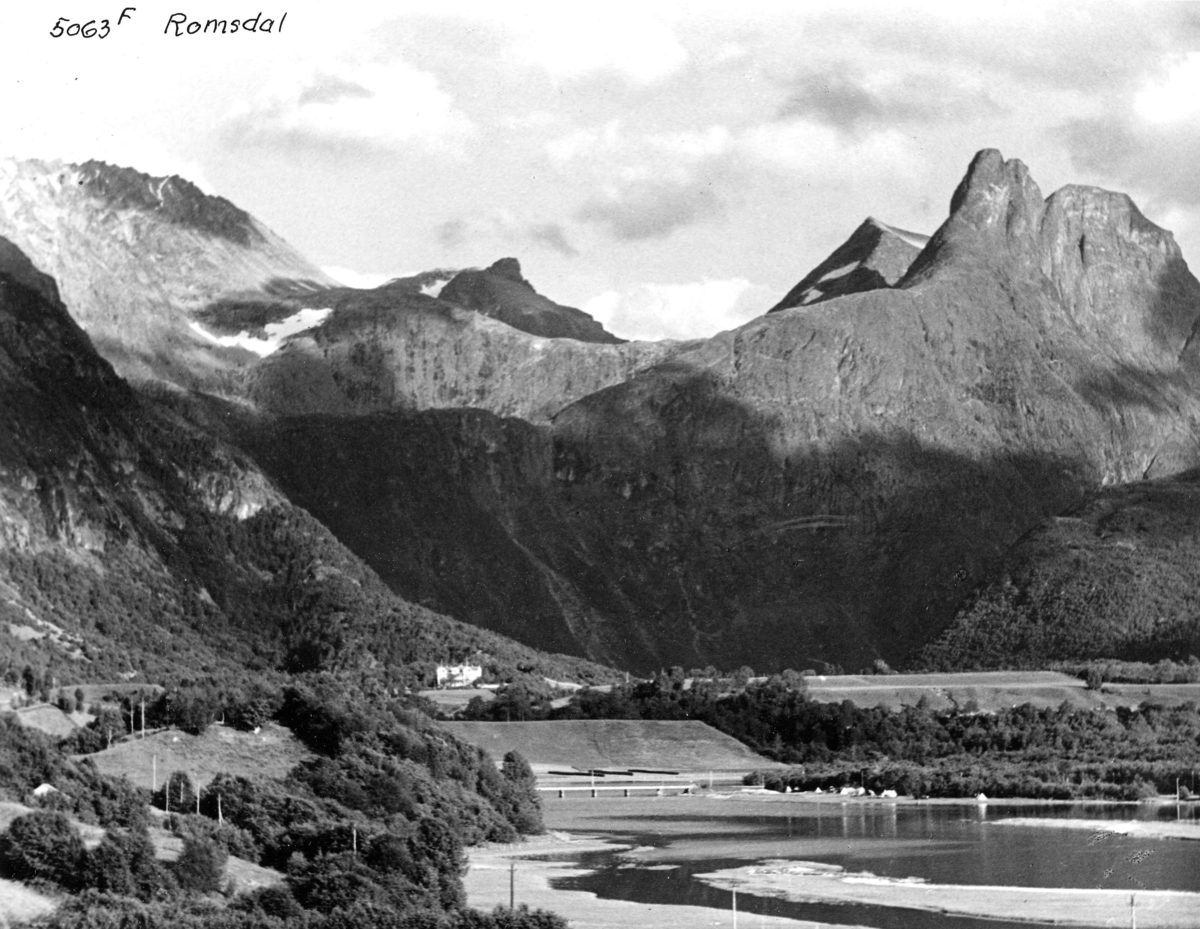 Anders Beer Wilse, Topografi