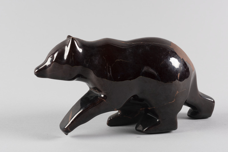 Unknown artist, tiny sculpture - bear