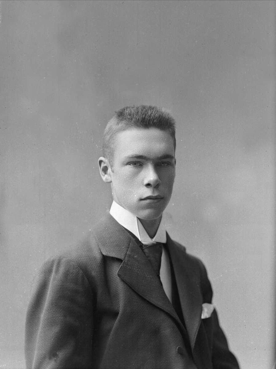 Gustav Borgen, NFB.22891
