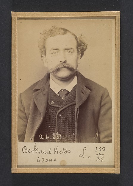 Alphonse Bertillon, Ber(h)nard. Victor. 43 ans, né à Paris. Coupeur. Anarchiste. Fiché le 28/2/94.