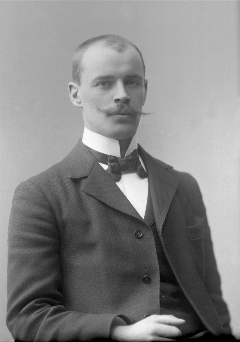 Gustav Borgen, NFB.09500