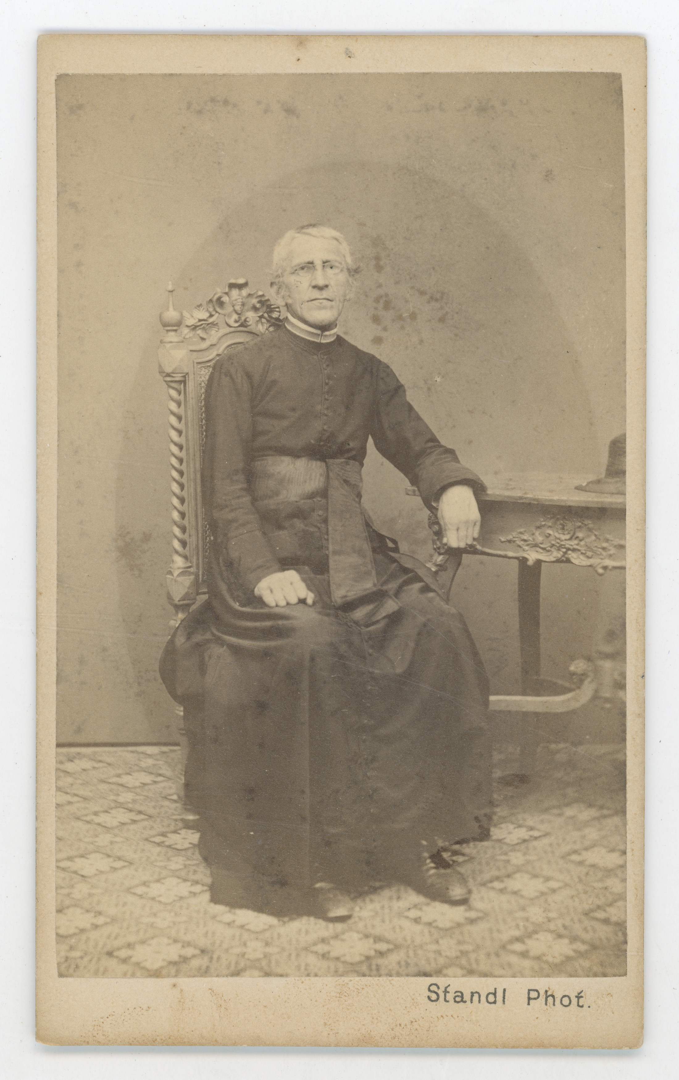 Ivan (27. 10. 1832.––30. 8. 1897.) Standl, Župnik Stjepan pl. Vakanović