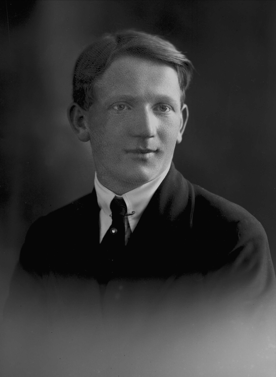 Gustav Borgen, NFB.12156
