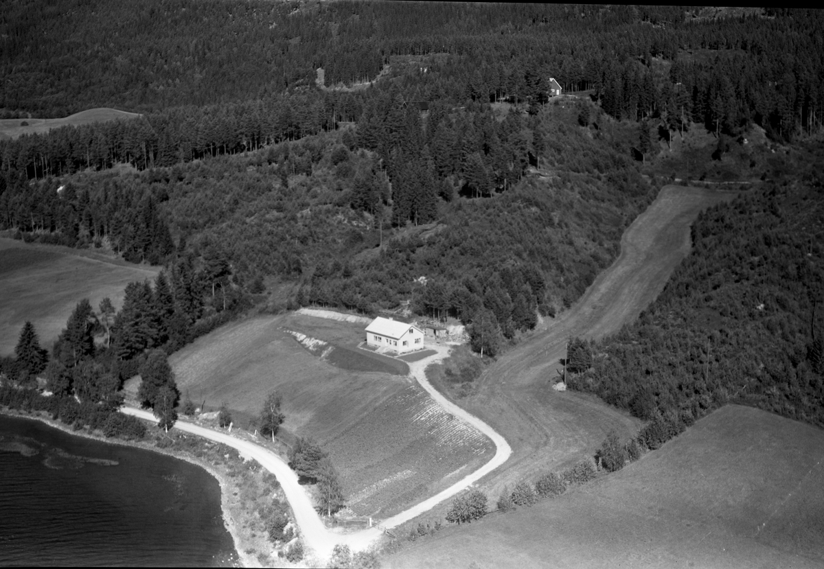 Widerøes Flyveselskap A/S, Bolighus