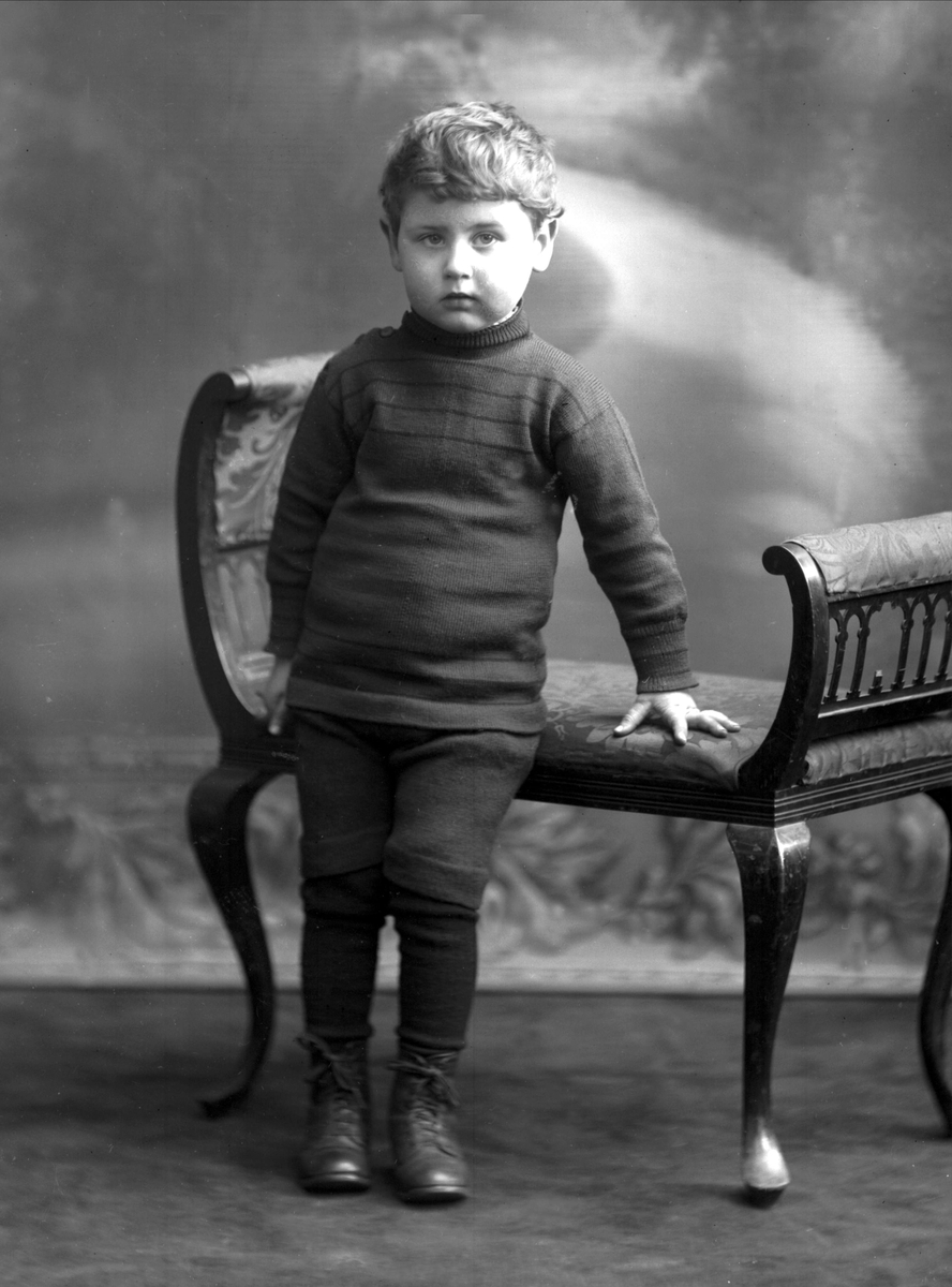 Gustav Borgen, NFB.30052