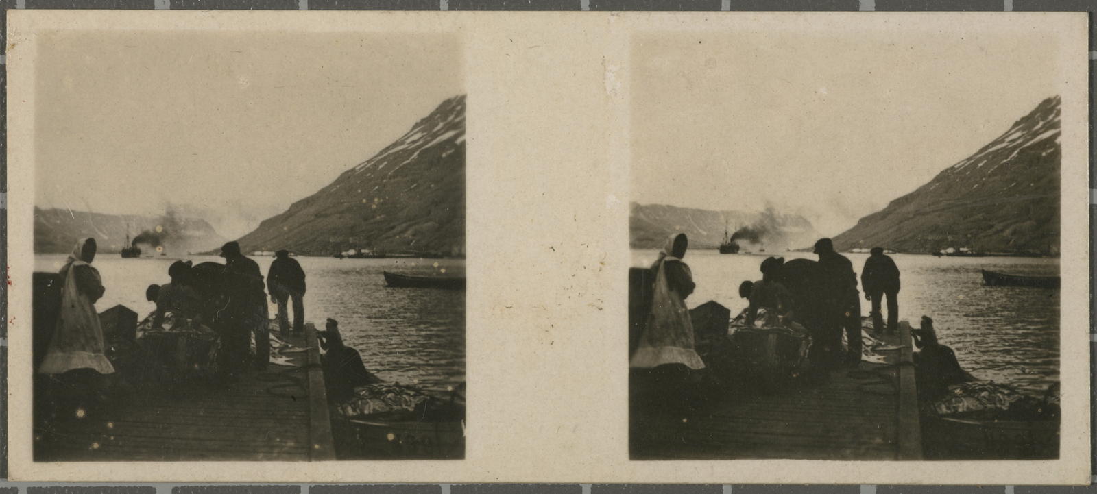 Desconegut, N.º 157. Seydisfjördur - Descargando bacalao.
