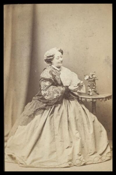 London Stereoscopic and Photographic Company, Guy Little Theatrical Photograph