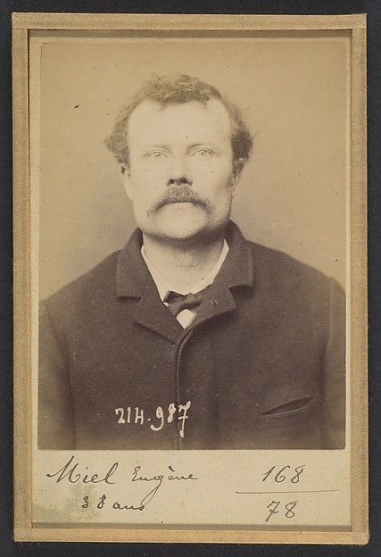 Alphonse Bertillon, Miel. Eugène, Paul, Léon. 38 ans, né à Creil (Oise). Estampeur. Anarchiste. 2/3/94.