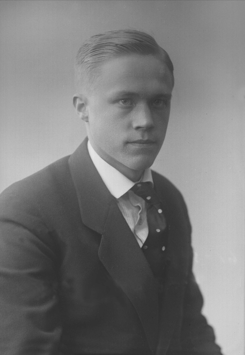Gustav Borgen, NFB.34911