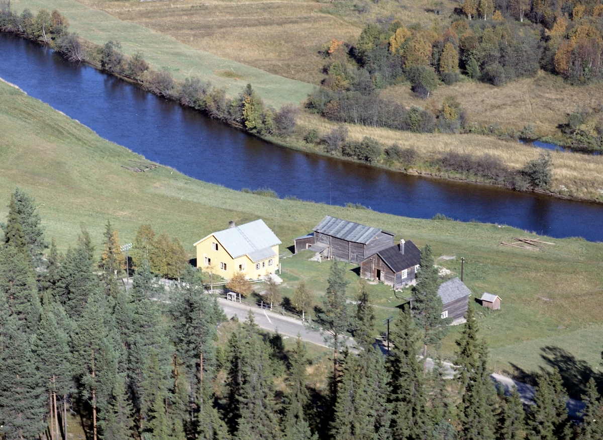 Widerøes Flyveselskap A/S, Gardsbruk