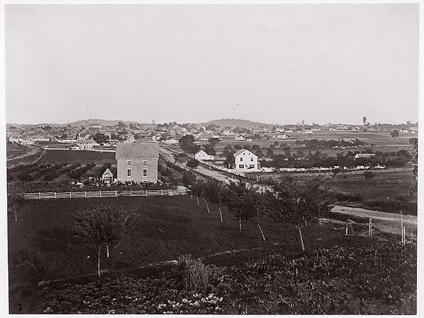 Timothy H. O'Sullivan, [Gettysburg, Pennsylvania from the West]