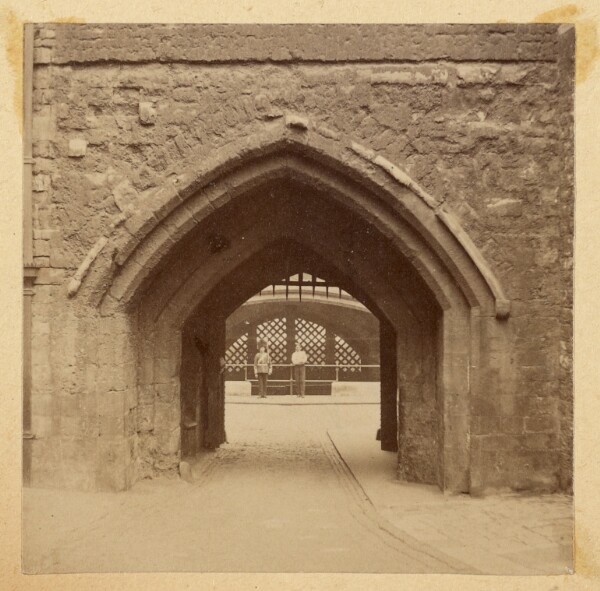 Unknown, [Gateway to the Bloody Tower, Tower of London]