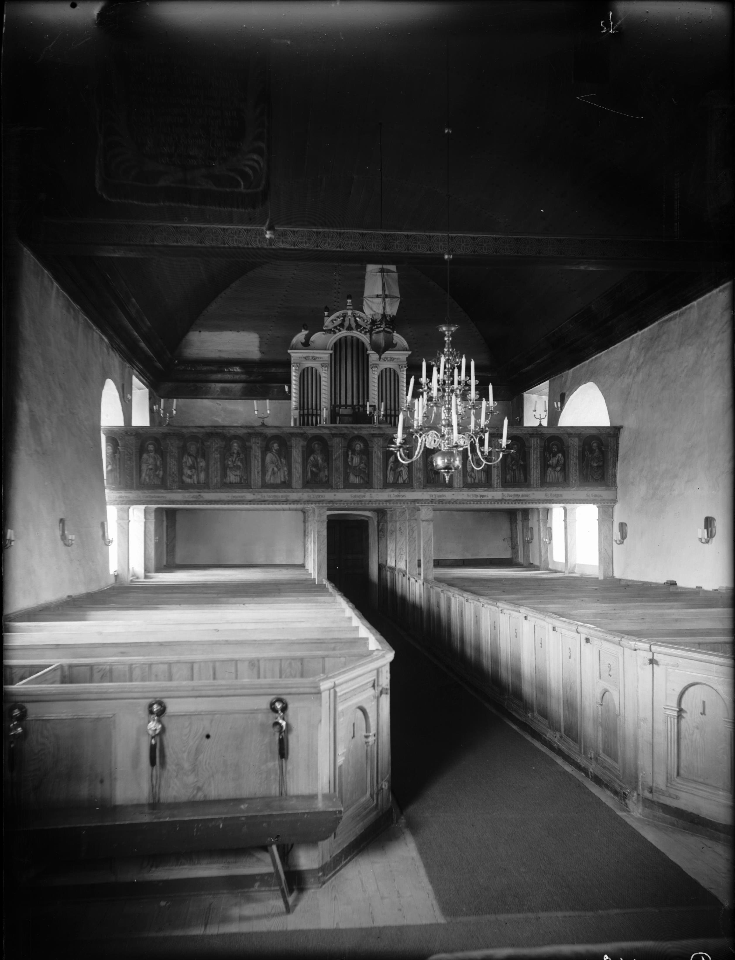 Axel Forssén, Hålta kyrka