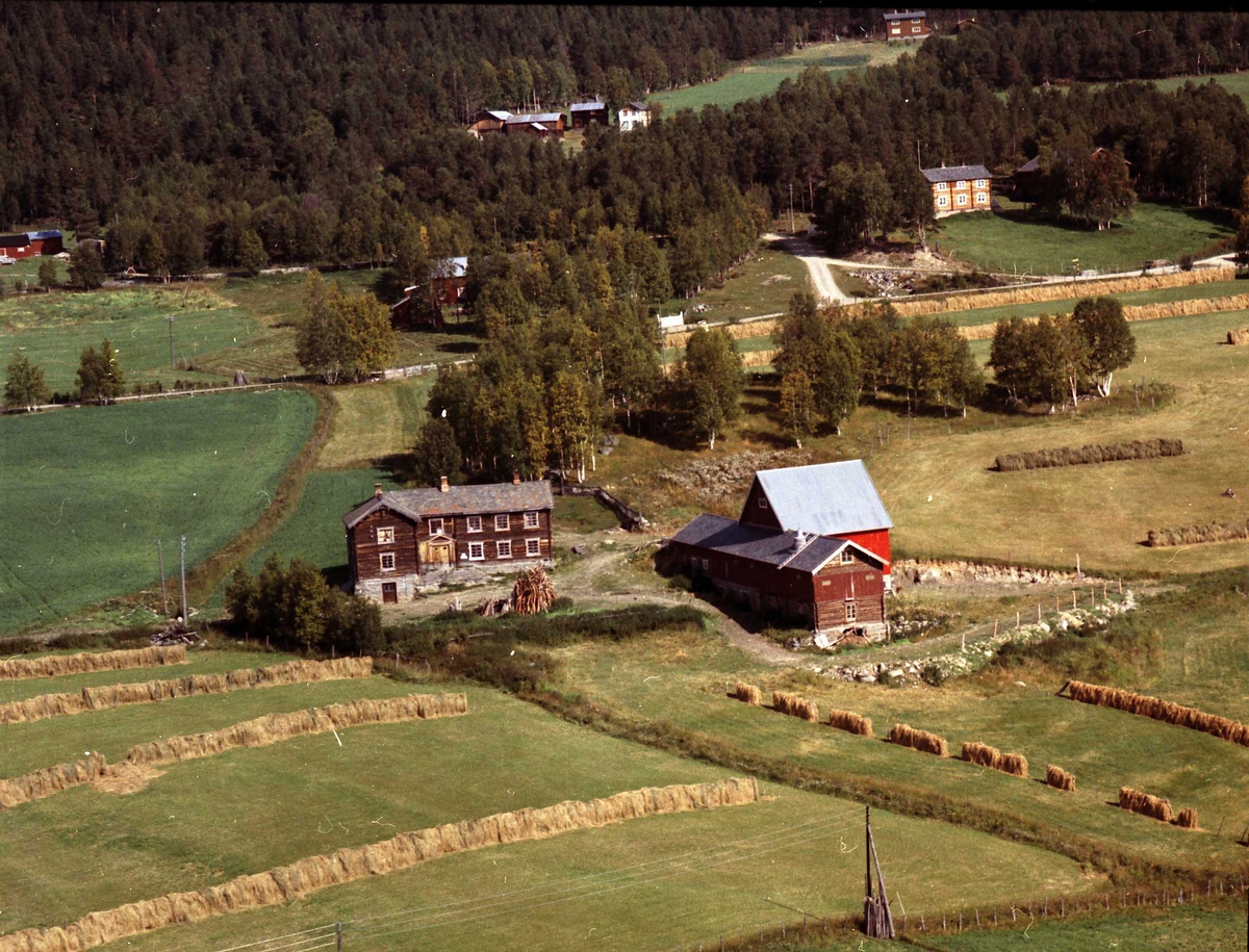 Widerøes Flyveselskap A/S, Gårdsbruk.