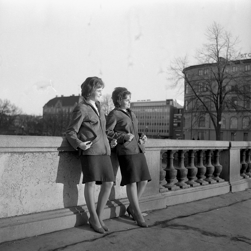 Örebro Kuriren, Spring in the air again. March 24, 1960. The Great Bridge.