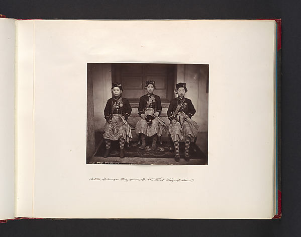 John Thomson, Costume of Amazon Body Guard of the First King of Siam