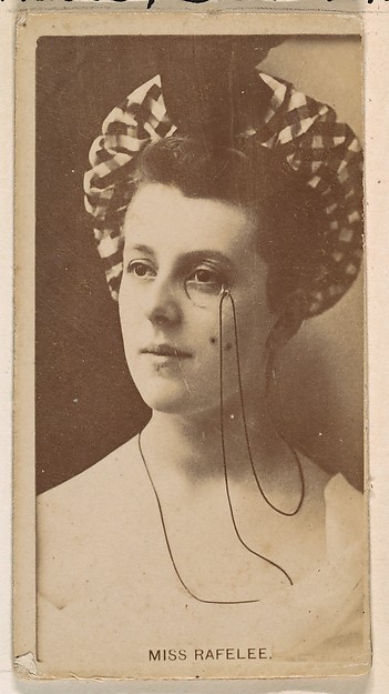 Kinney Brothers Tobacco Company, Miss Rafelee, from the Actresses series (N245) issued by Kinney Brothers to promote Sweet Caporal Cigarettes