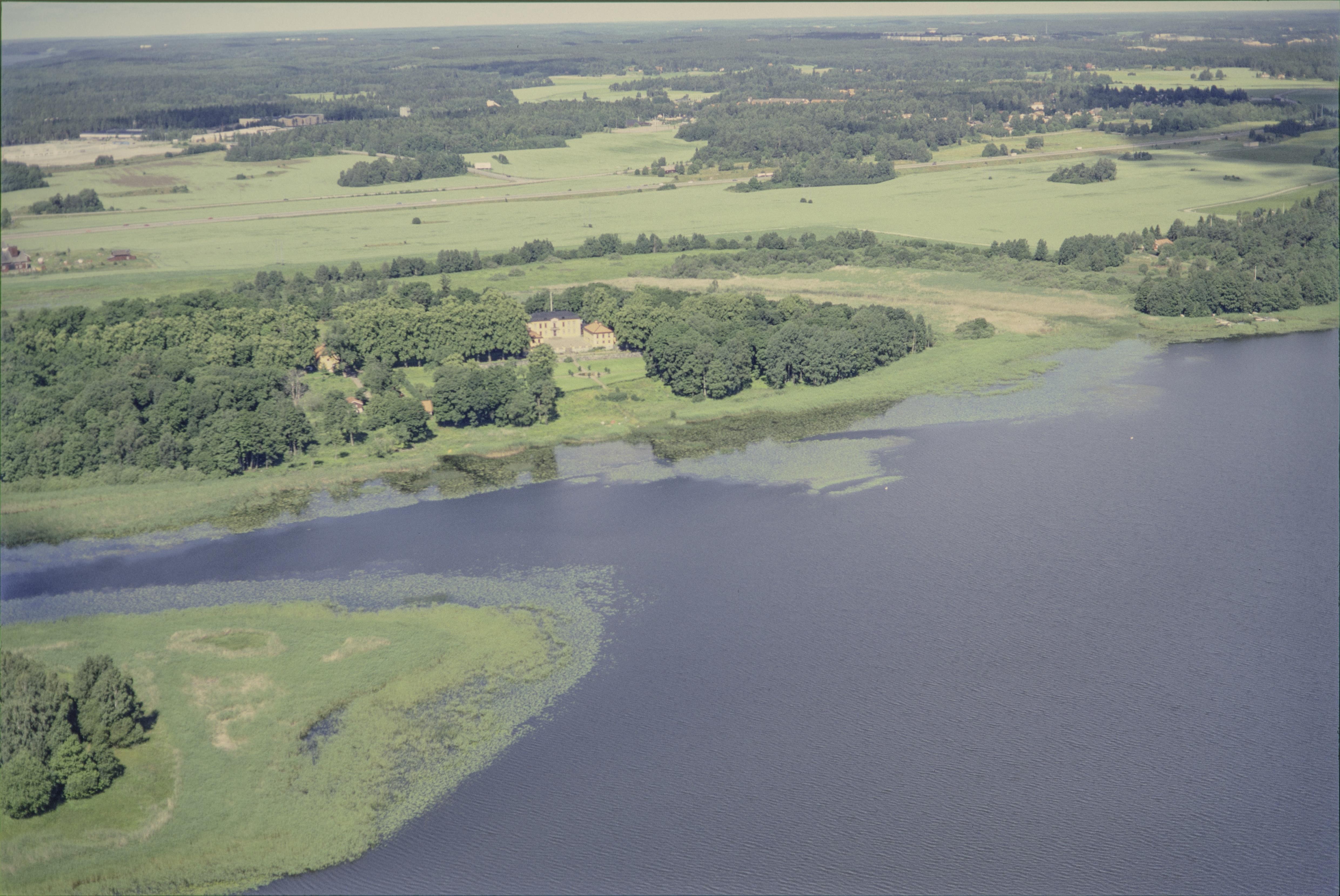 Jan Norrman, Vallstanäs