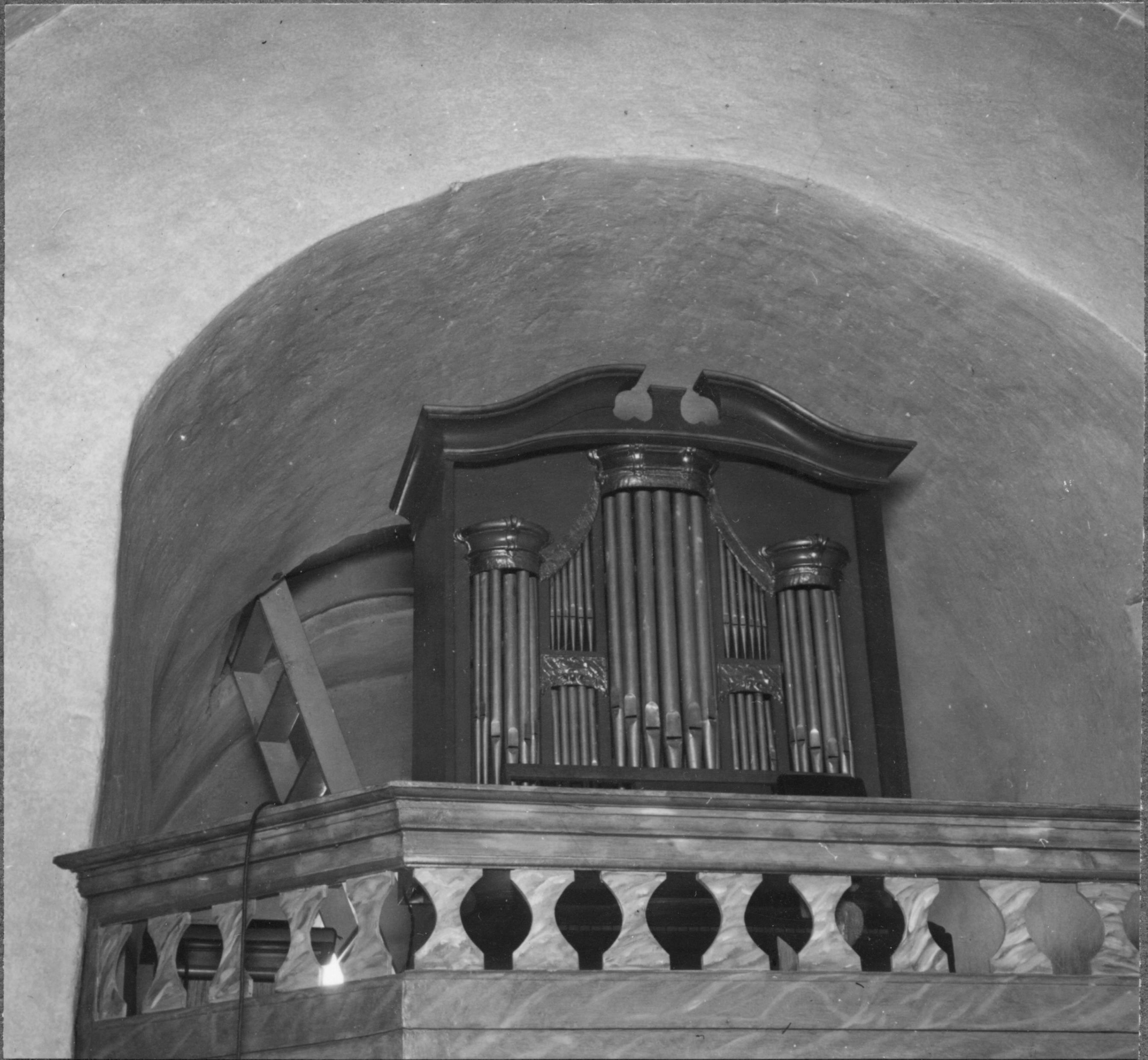 Nils Lagergren, Hilleshögs kyrka