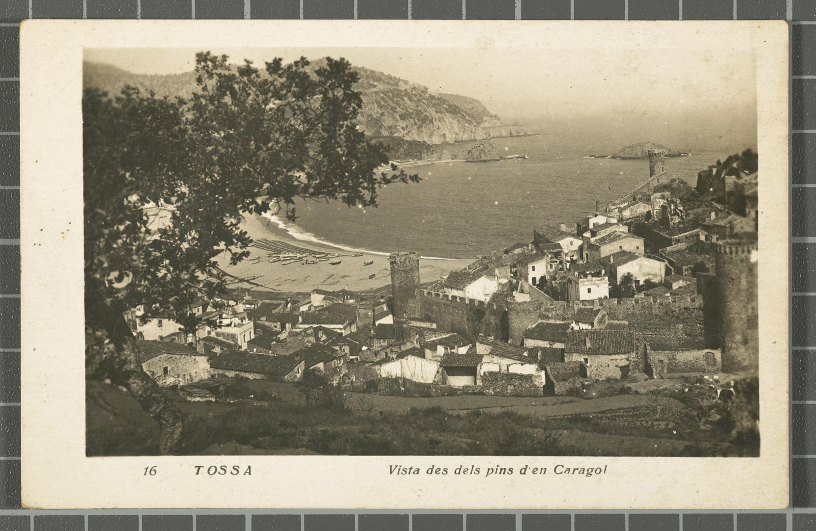 Desconegut, 16 Tossa. Vista des dels pins d'en Caragol