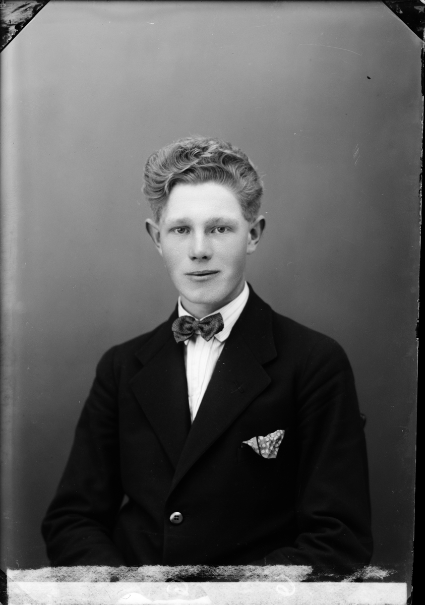 Skötsner-Edhlund, Algot Andersson från Raggarön, Börstil socken, Uppland 1928