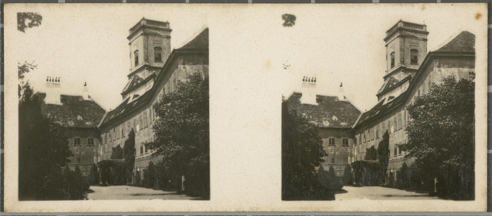 Desconegut, Hungria-Györ-Residencia del Obispo Solsona Rius S.A.