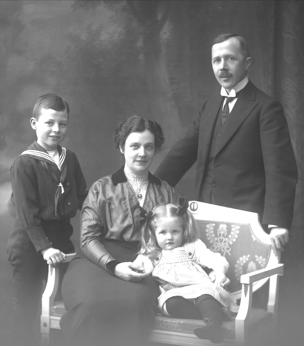 Gustav Borgen, NFB.49973