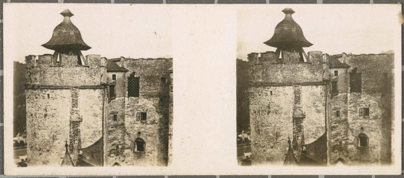 Desconegut, No. 315. Holhenliechtenstein. - Castle. Tower.