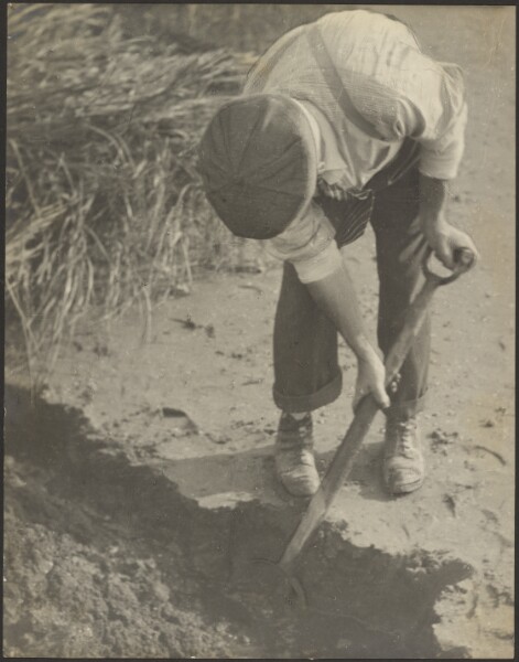 Louis Fleckenstein, [Man Digging in Mud]