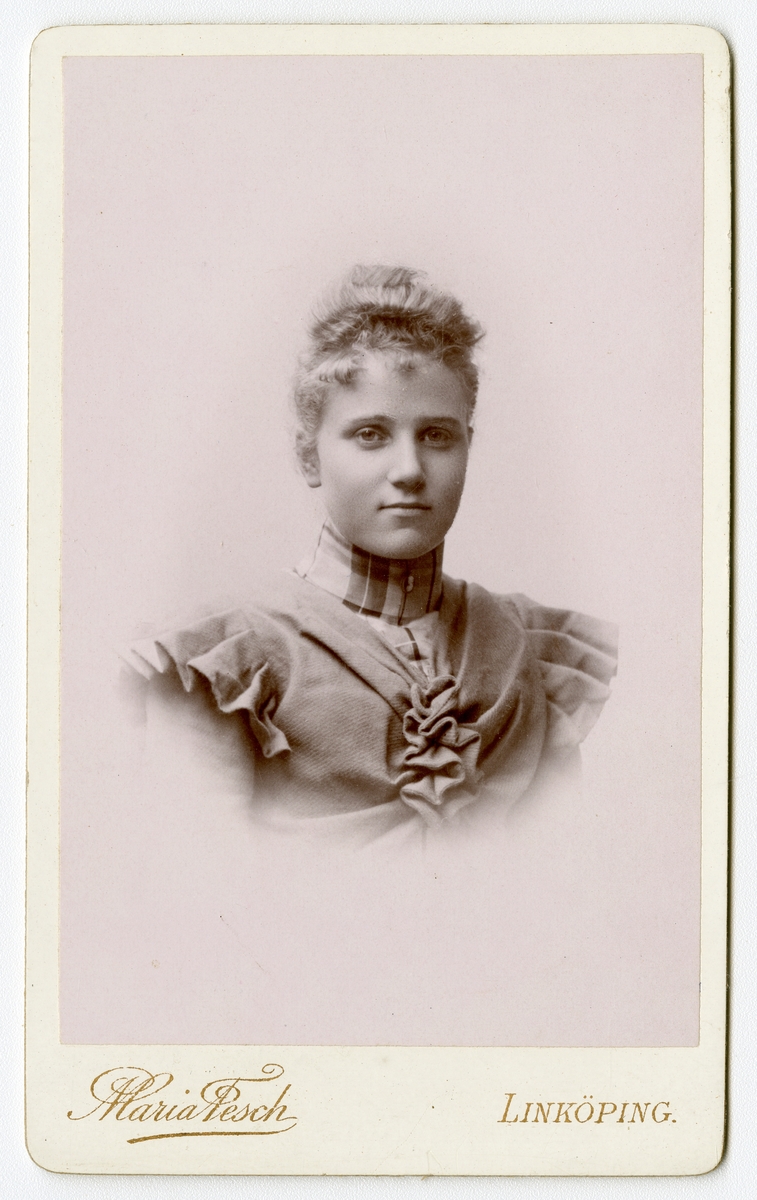 Maria Tesch, Portrait of Elin Andersson.