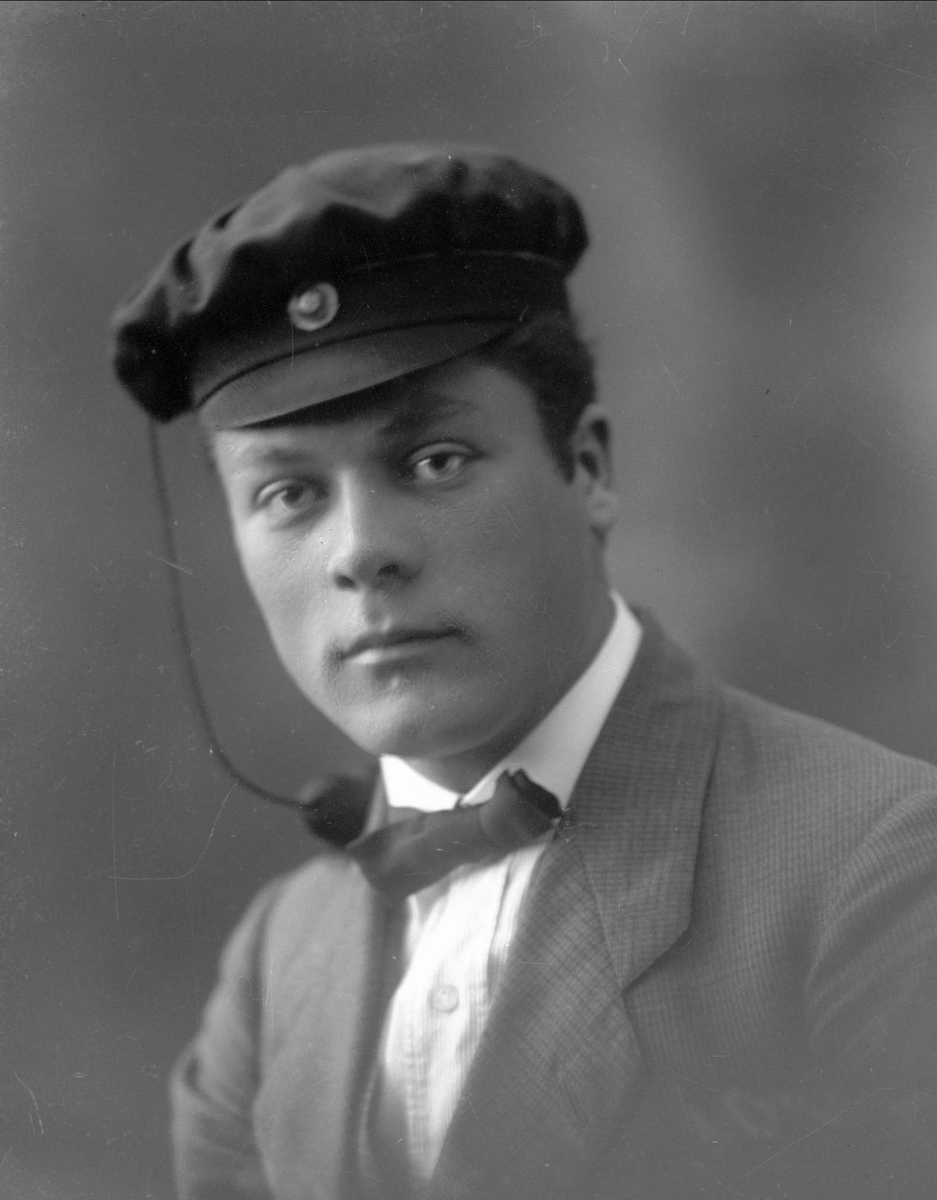 Gustav Borgen, NFB.32120