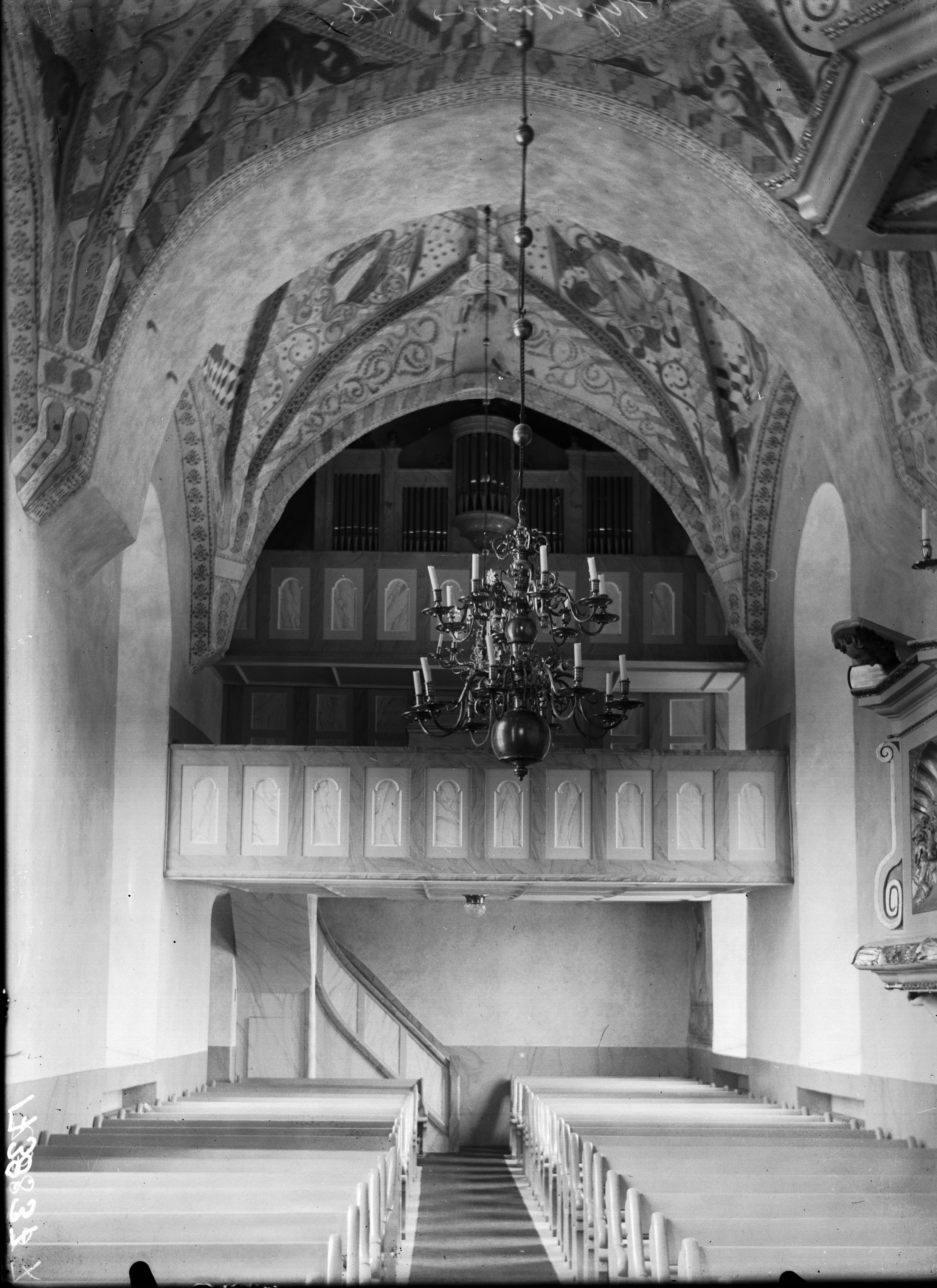 Oscar Svensson, Njutångers kyrka
