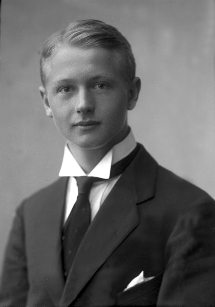 Gustav Borgen, NFB.44024