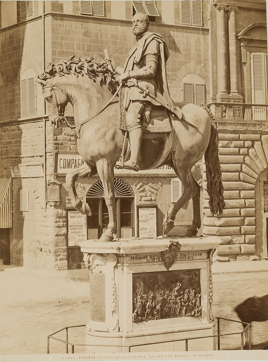 Fratelli Alinari, Statue Cosimo I Medici von Giambologna auf der Piazza della Signoria, Florenz