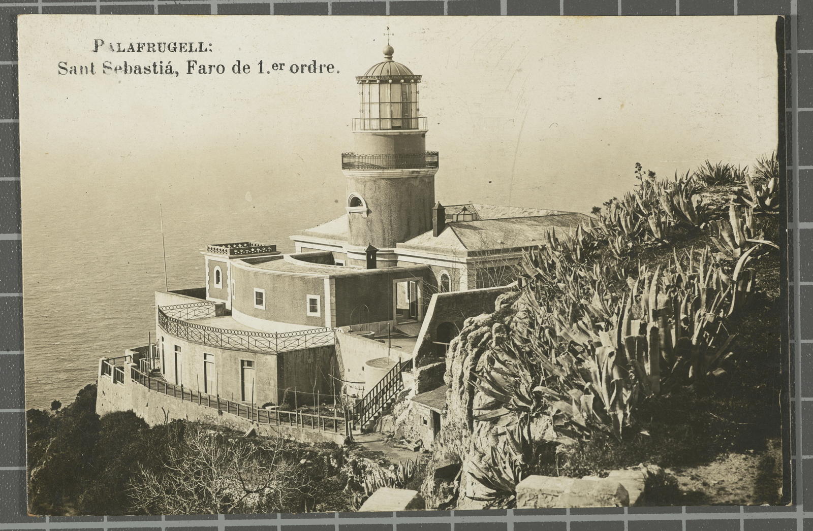 Desconegut, Palafrugell: Sant Sebastiá, Faro de 1.er ordre.