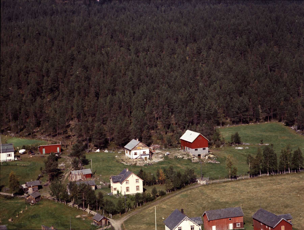 Widerøes Flyveselskap A/S, Gårdsbruk.