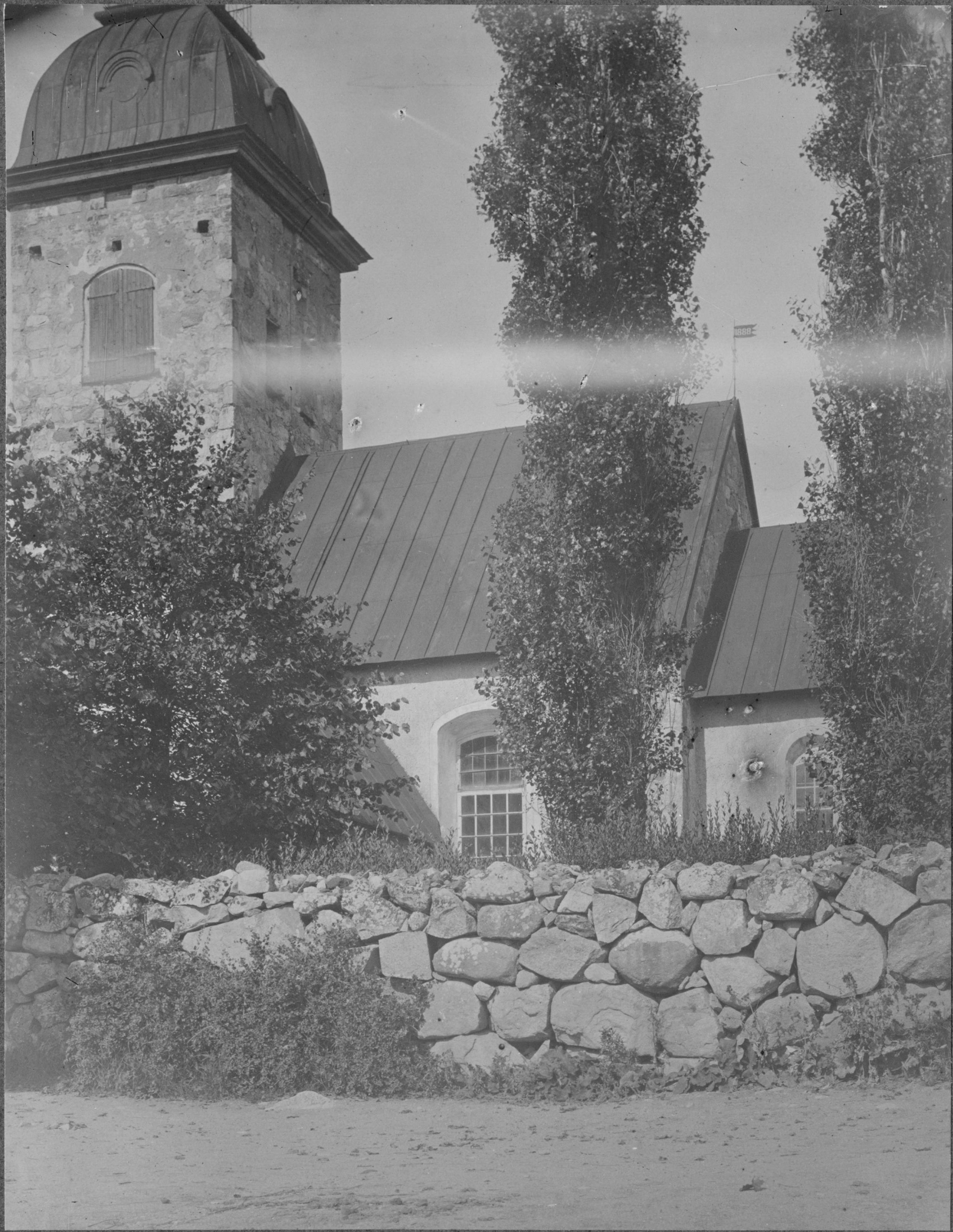 Nils Lagergren, Hilleshögs kyrka